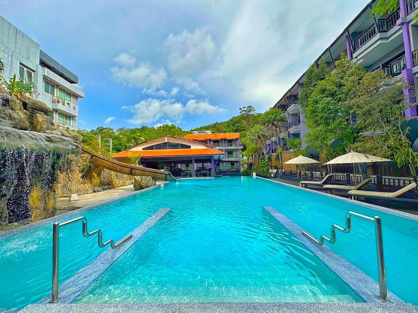 Phuvaree Semesteranläggning (resort) Patong